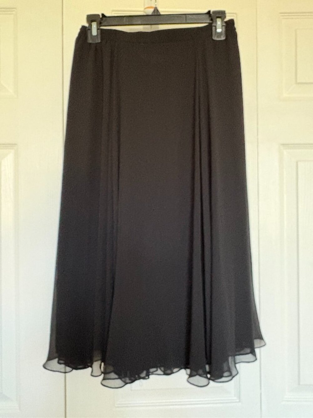 Patra Petite Black Chiffon Overlay Midi Skirt - Size 10P